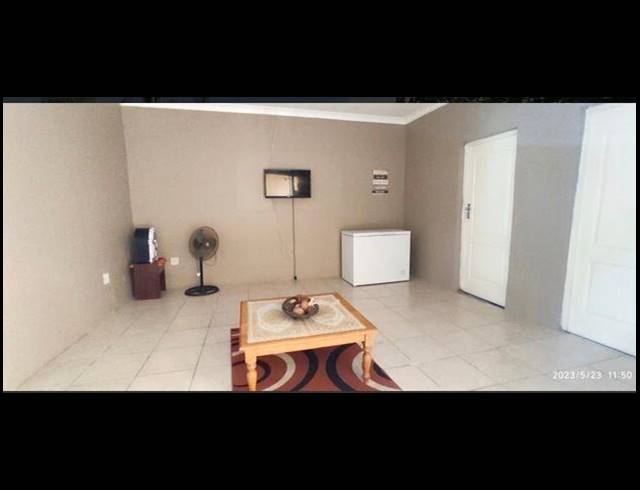 4 BEDROOM HOUSE FOR SALE IN SALMON BAY